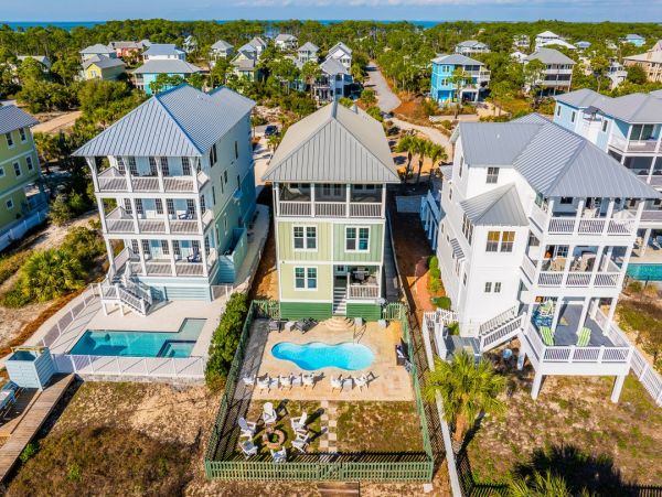 Luxury Beachfront Retreat in Cape San Blas