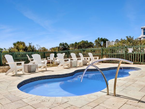 Luxury Beachfront Retreat in Cape San Blas