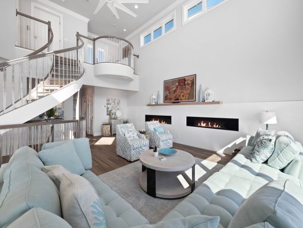 Luxurious Beachfront Retreat with Pool, Direct Access to Beach, and Exclusive Amenities