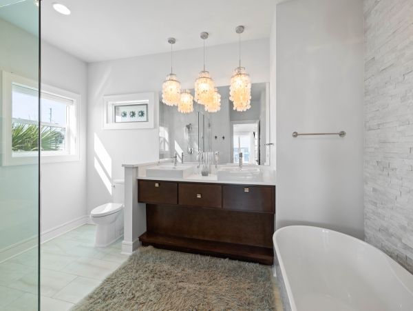 Luxurious Beachfront Retreat with Pool, Direct Access to Beach, and Exclusive Amenities