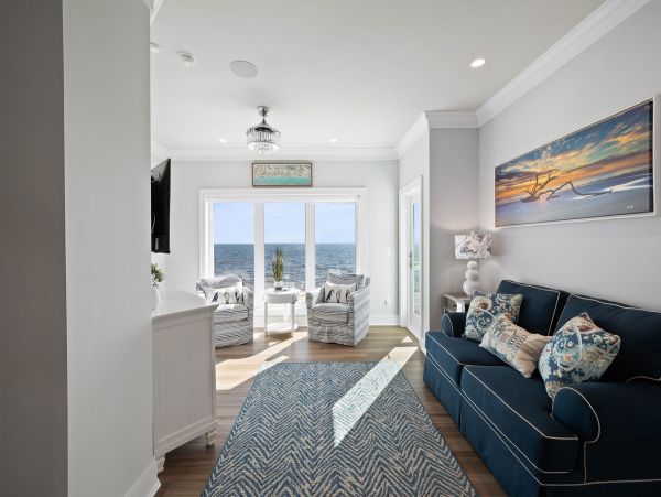 Luxurious Beachfront Retreat with Pool, Direct Access to Beach, and Exclusive Amenities
