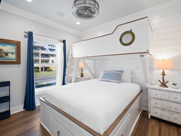 Luxurious Beachfront Retreat with Pool, Direct Access to Beach, and Exclusive Amenities
