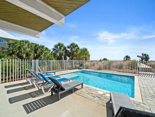 Cape San Blas Beachfront Luxury Vacation Rental 6 Bedroom & Pool