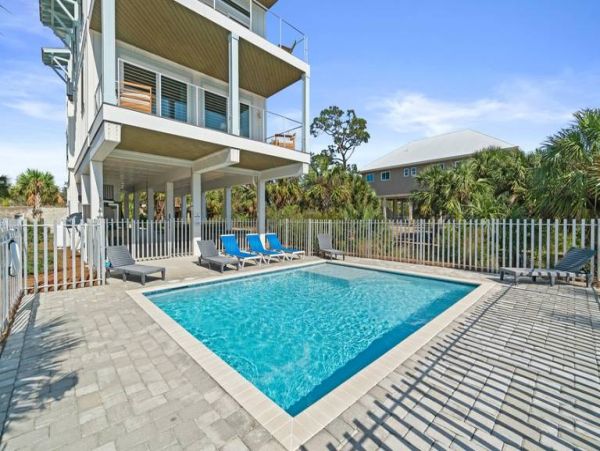 Cape San Blas Beachfront Luxury Vacation Rental 6 Bedroom & Pool