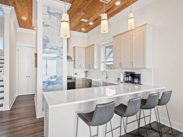 Cape San Blas Beachfront Luxury Vacation Rental 6 Bedroom & Pool