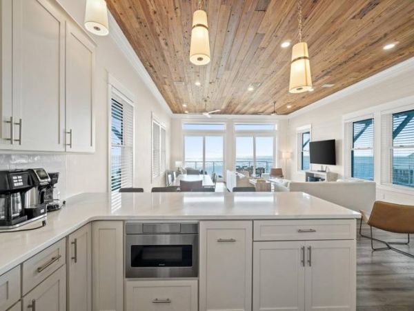 Cape San Blas Beachfront Luxury Vacation Rental 6 Bedroom & Pool