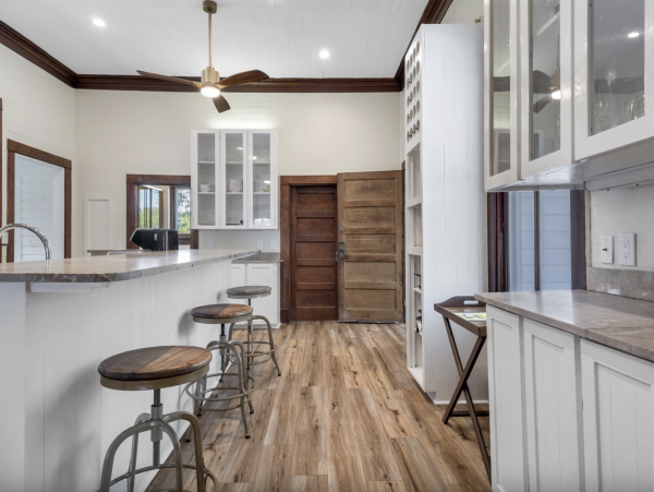 New Arrival Luxury Beach House Estate Indian Pass WOW!