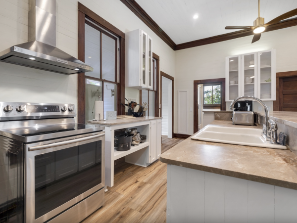 New Arrival Luxury Beach House Estate Indian Pass WOW!