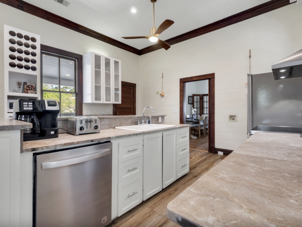New Arrival Luxury Beach House Estate Indian Pass WOW!
