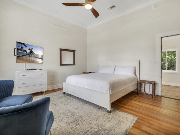 New Arrival Luxury Beach House Estate Indian Pass WOW!