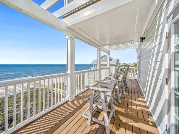 Beachfront Retreat with Private Pool - Unforgettable Gulf getaway