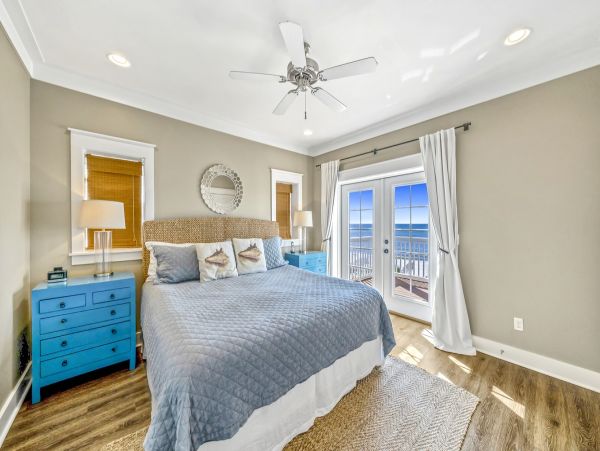 Beachfront Retreat with Private Pool - Unforgettable Gulf getaway