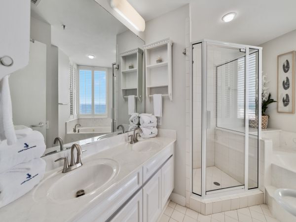 Three Bedroom Vacation Rental Near the Beach in Perdido Key