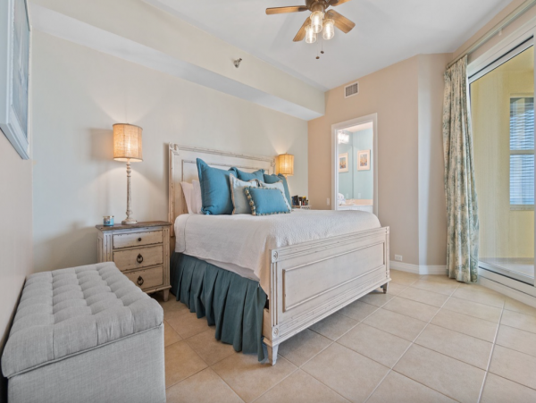 Opulent 3 Bedroom Haven with Full Ocean Views