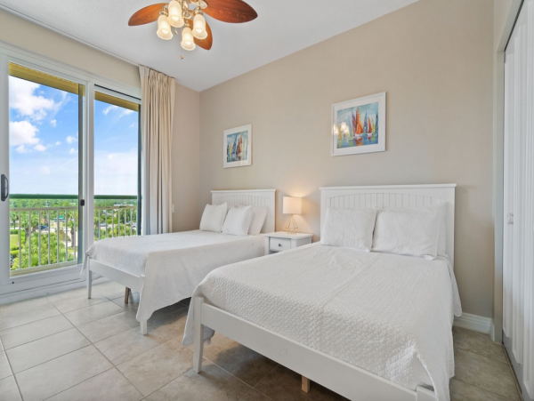 Opulent 3 Bedroom Haven with Full Ocean Views