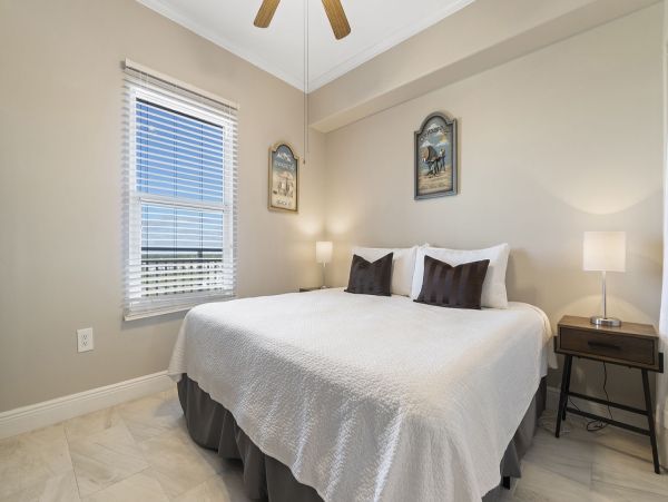 Perdido Key Stunning Three Bedroom Vacation Condo