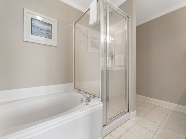 Perdido Key Stunning Three Bedroom Vacation Condo