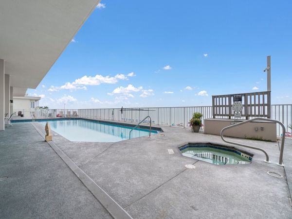 Perdido Key Stunning Three Bedroom Vacation Condo