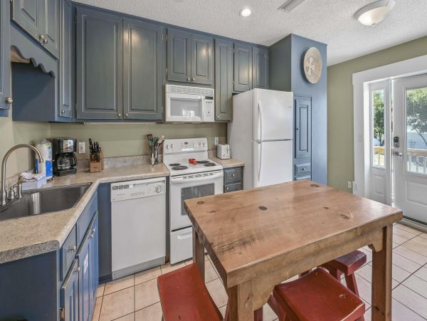 Panama City Beach 4 Bedroom Family Beach Home with Pool Steps to Beach