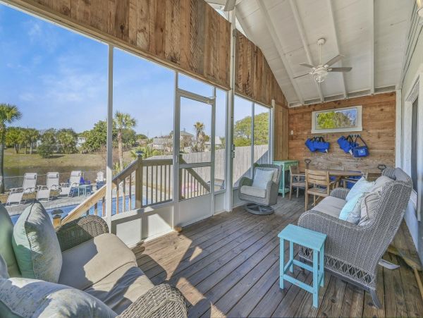 Panama City Beach 4 Bedroom Family Beach Home with Pool Steps to Beach