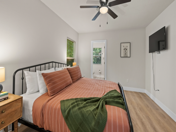 Bradenton Lovely Renovated Vacation Home