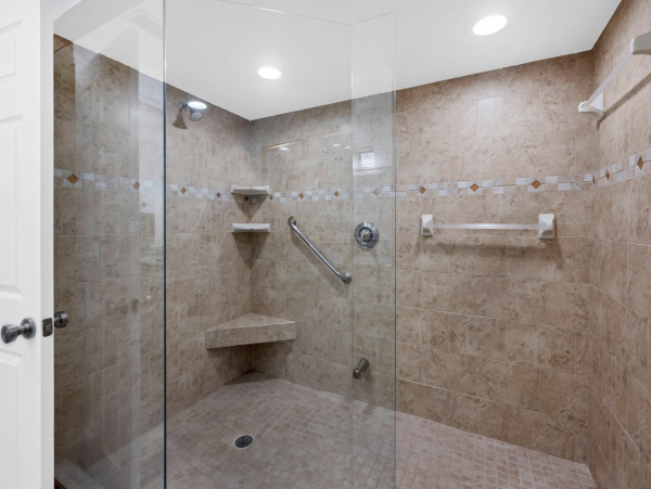 Longboat Key completely Renovated Vacation Condo
