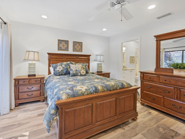 Longboat Key completely Renovated Vacation Condo
