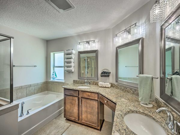 Elegant Fernandina Beach 4 Bedroom Vacation Home