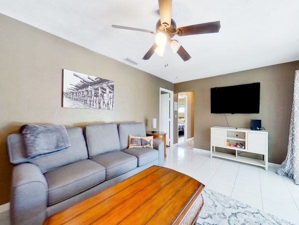 Cape Coral Vacation Home Three Bedroom