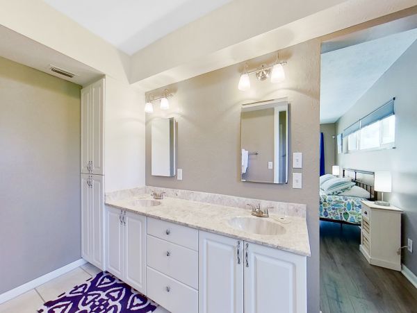Cape Coral Vacation Home Three Bedroom