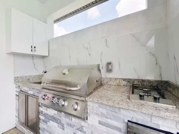 Cape Coral Luxury Pool Home New Arrival
