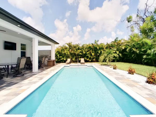 Cape Coral Luxury Pool Home New Arrival