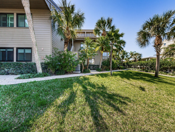 Fantastic Views Excellent Interior Stunning Beach Condo