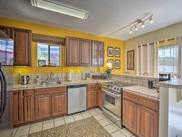 Coastal Comfort in the Heart of Kailua-Kona