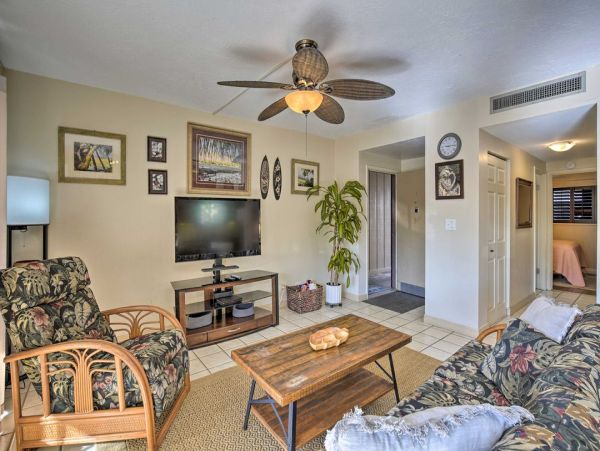 Coastal Comfort in the Heart of Kailua-Kona
