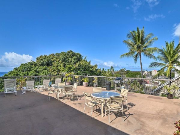 Coastal Comfort in the Heart of Kailua-Kona