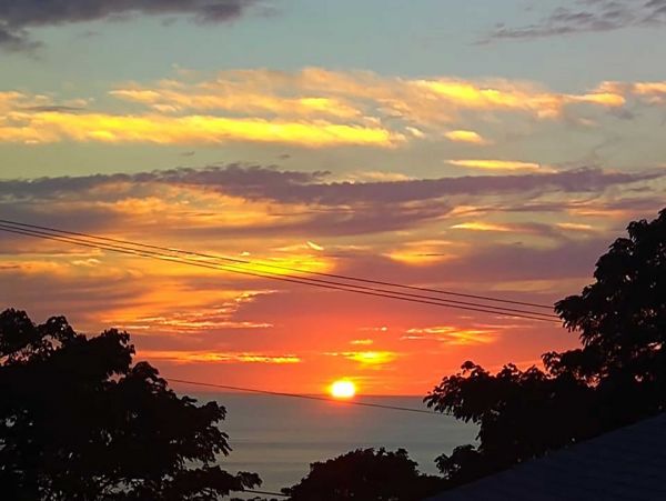 Cozy Kailua-Kona Vacation Retreat with Ocean Views Near Pristine Beaches