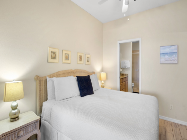 Beachfront Anna Maria Island Condo Rental 2-Bedroom Gulf-Front Retreat