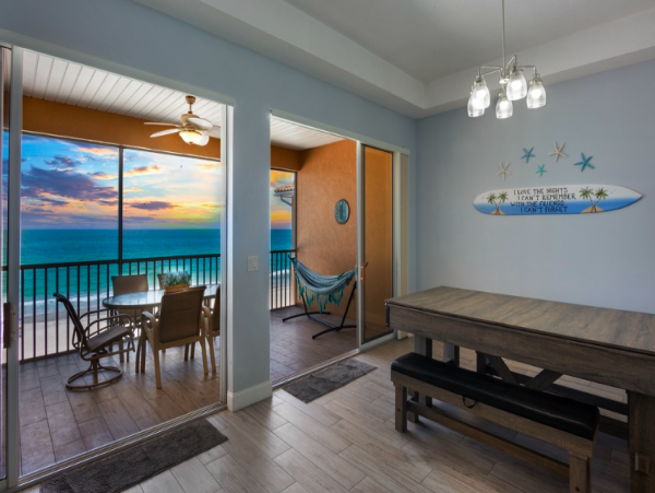 Gulfview Escape - Elegant 3 BR Beachfront Condo on Anna Maria Island