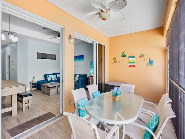 Gulfview Escape - Elegant 3 BR Beachfront Condo on Anna Maria Island
