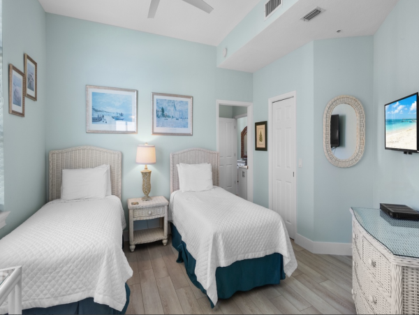 Anna Maria Island Beachfront Condo - Bradenton Beach Vacation Rental