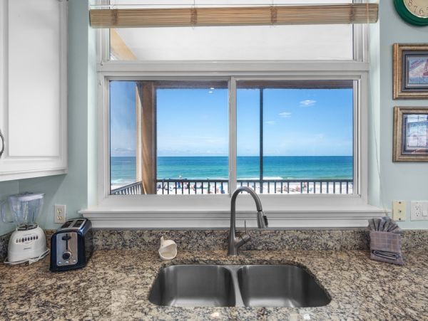 Anna Maria Island Beachfront Condo - Bradenton Beach Vacation Rental