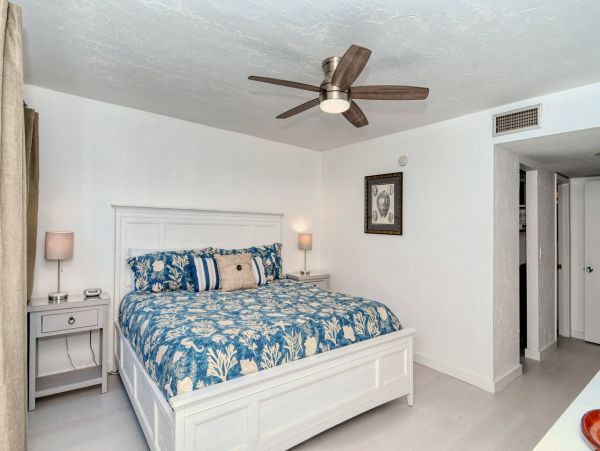 Anna Maria Island Holmes Beach Home 1072761