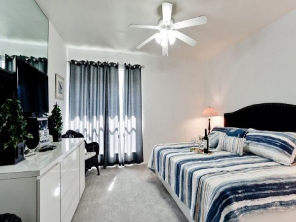 Two Bedrooms Beach Condo With Pool