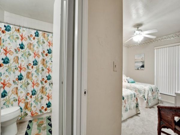 Two Bedrooms Beach Condo With Pool