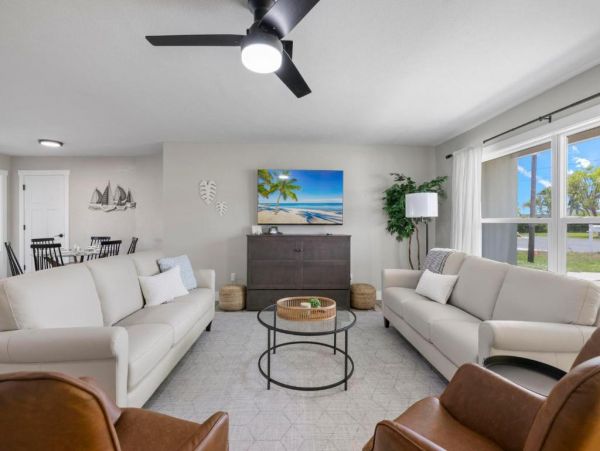 Fort Myers Vacation Home Sleeps 12 Guests
