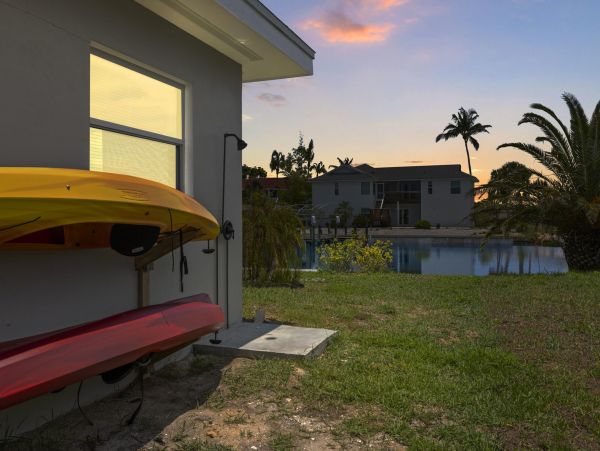 Fort Myers Vacation Home Sleeps 12 Guests