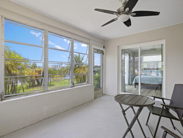 Fort Myers Vacation Home Sleeps 12 Guests