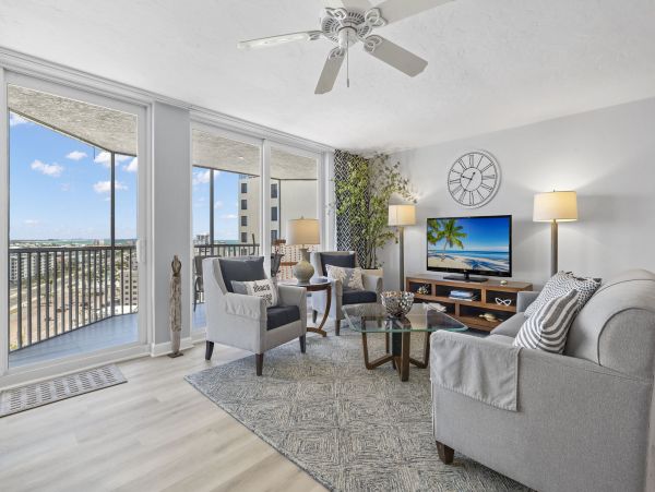 Fort Myers Luxury Vacation Penthouse Three Bedrooms On Beach