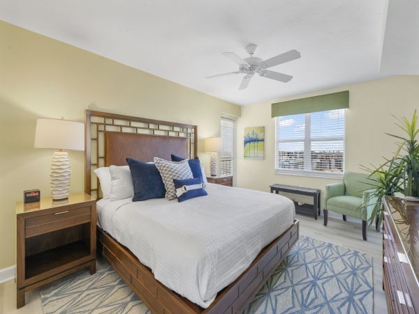 Fort Myers Luxury Vacation Penthouse Three Bedrooms On Beach